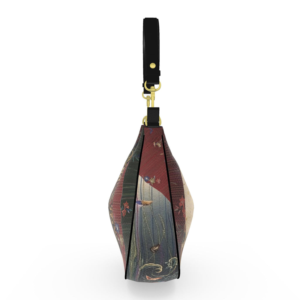 旅 Kinetic kanji design curve hobo bag — blush kanji series, strap detail
